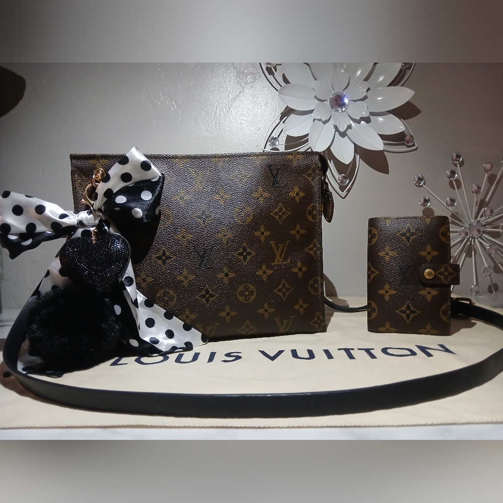 Louis Vuitton Monogram Toiletry 26 Crossbody Pouch With LV Wallet.